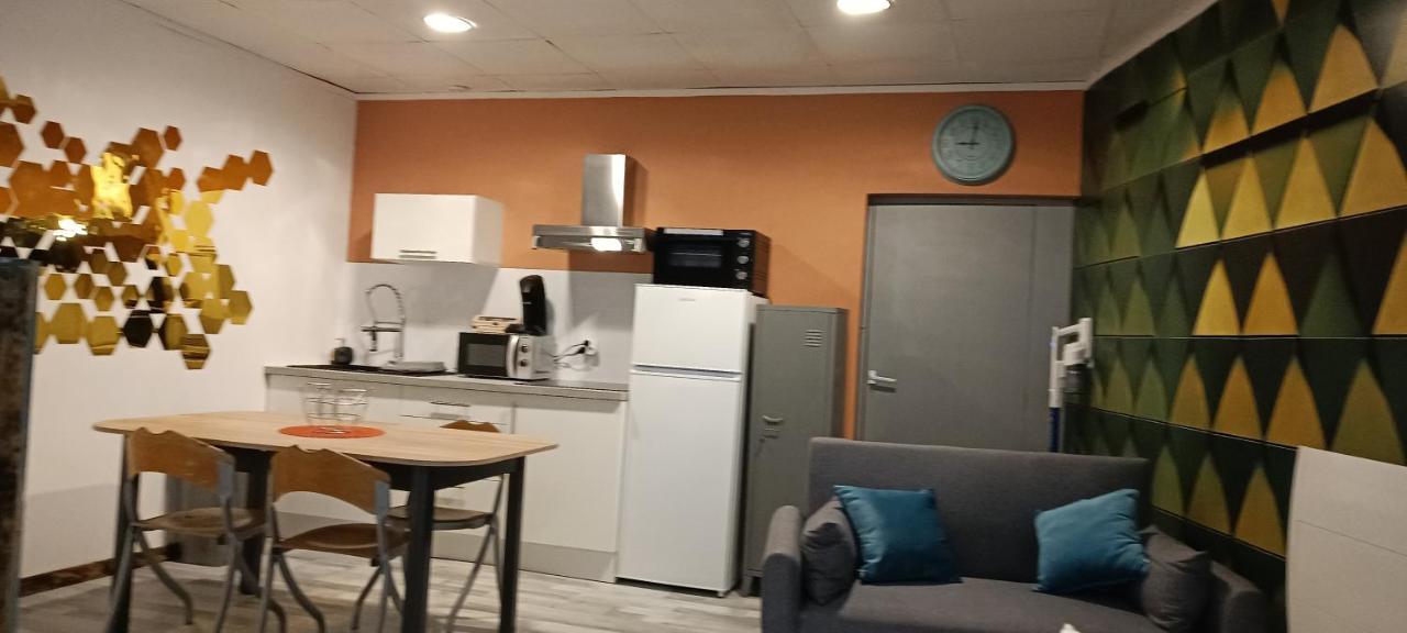 L'Annexe De L'Usine Logement Moderne De Campagne Saint-Quentin-Lamotte-Croix-au-Bailly المظهر الخارجي الصورة